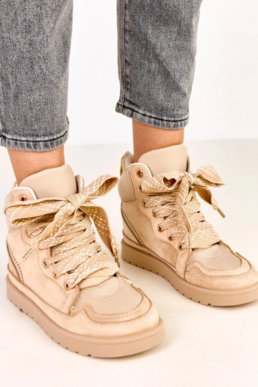 Smėliniai aukšti sportiniai bateliai...