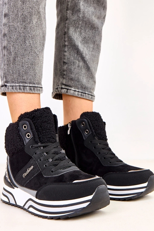 Juodi aukšti šilti sportiniai...