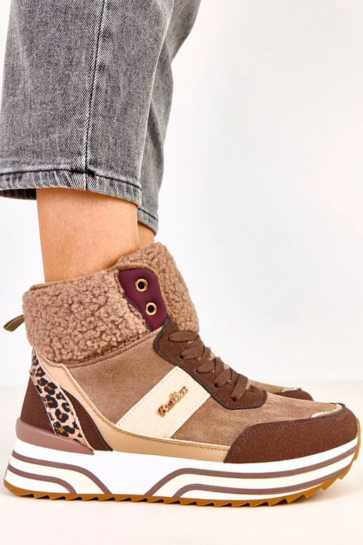 Rudi aukšti šilti sportiniai bateliai...