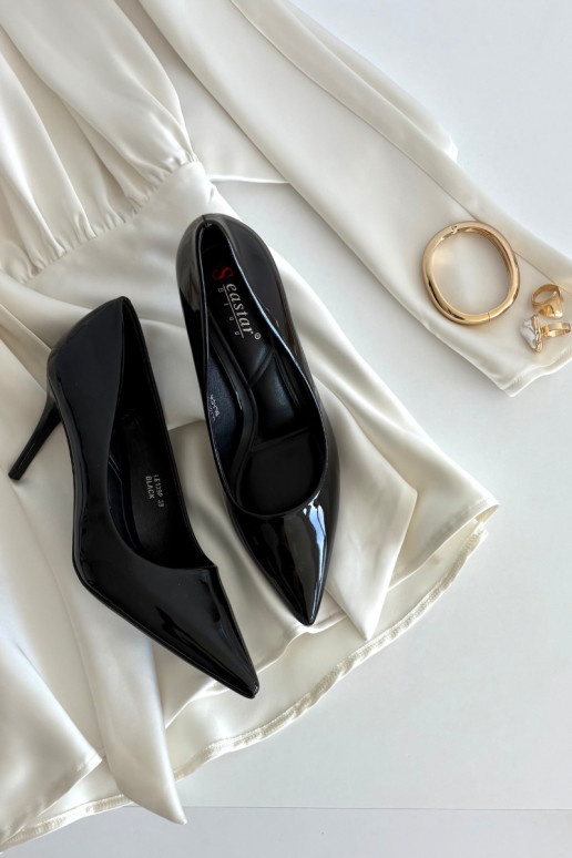 Moteriški lakiniai aukštakulniai bateliai „Jadira" smailiais galais, juodos spalvos