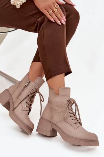 Moteriški natūralios odos aulinukai su kločkėmis, pašiltinti, Vinceza 39950 smėlio spalvos