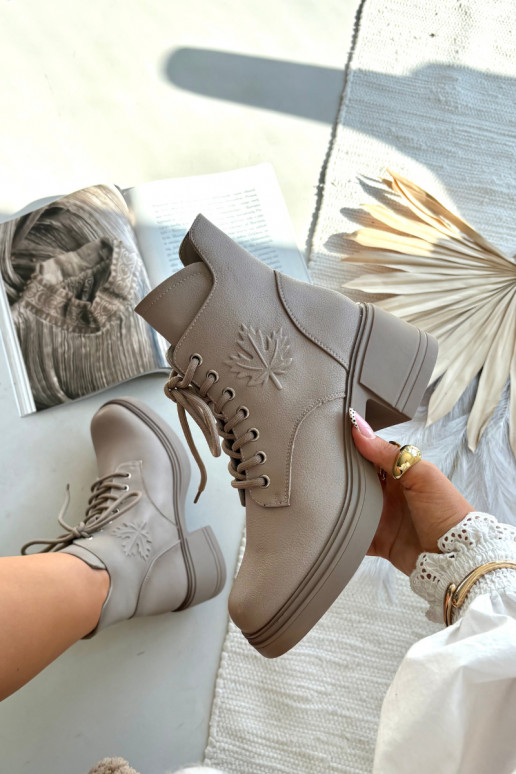 Moteriški natūralios odos aulinukai su kločkėmis, pašiltinti, Vinceza 39950 smėlio spalvos