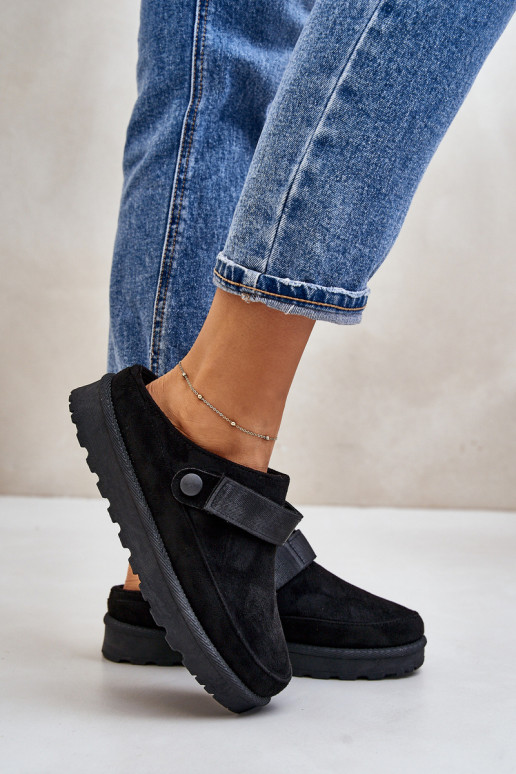 Moteriškas Šlepetės pašiltinti su kailiuku viduje su platforma juodos spalvos Azida