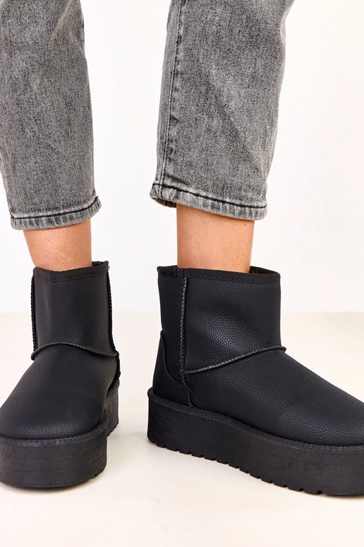 Juodi žemi sniego batai su platforma...