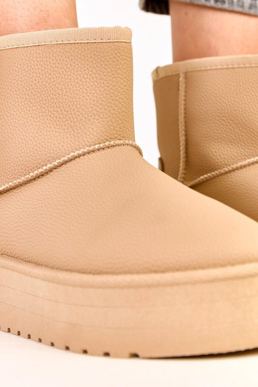 Rudi žemi sniego batai su platforma...