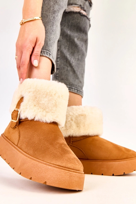 Rudi sniego batai su platforma puošti...