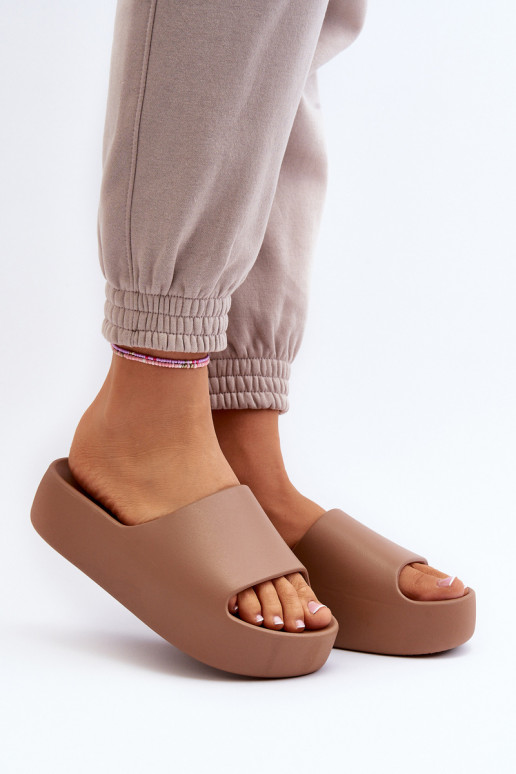 Moteriškas Šlepetės Ant storo pado rudos spalvos Oreithano