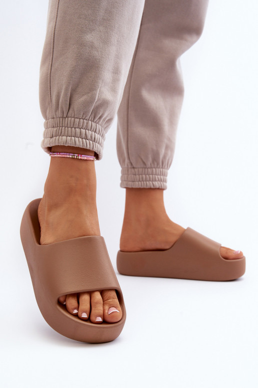 Moteriškas Šlepetės Ant storo pado rudos spalvos Oreithano