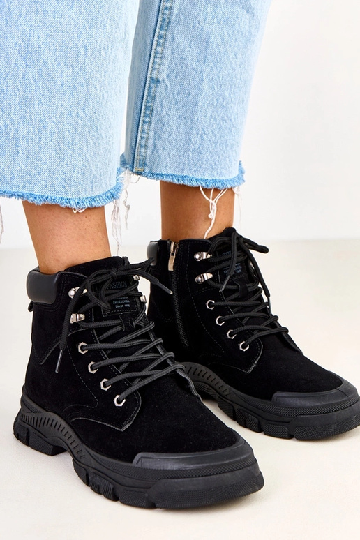 Juodi moteriški dirbtinės zomšos...