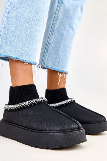 Juodi sniego batai su... 2