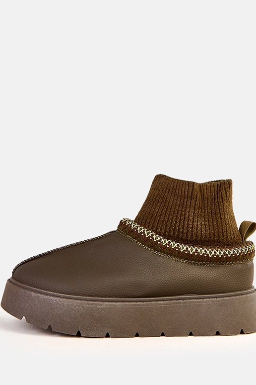 Žali sniego batai su kojinės formos...