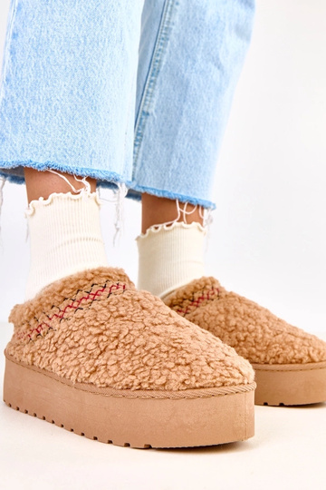 Tamsiai smėliniai žemi... 2