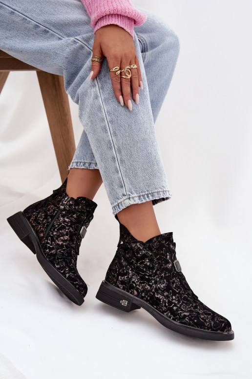 AulinukaisuĮjungtaturalnego iš zomšosu Ant žemo kulno D&A CR52-713 juodos ir rudos spalvos