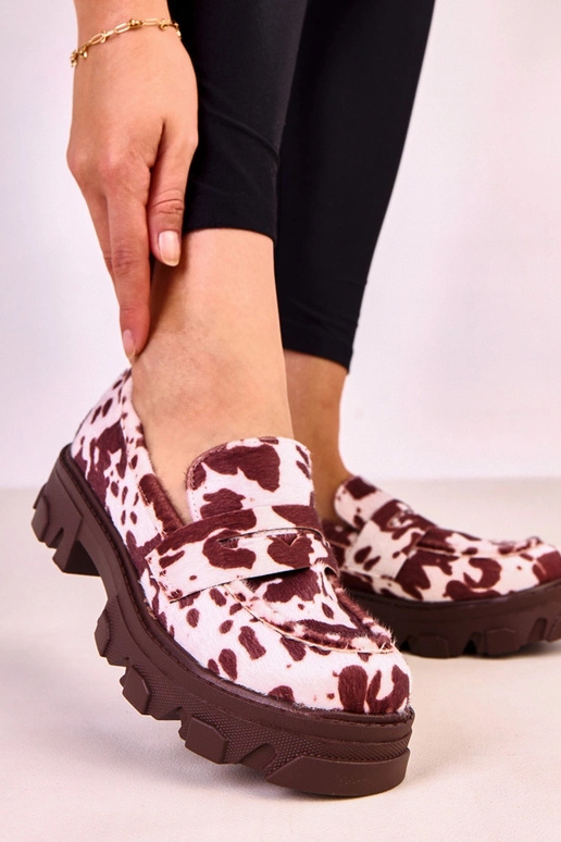 Rudi moteriški mokasinai su karvės...