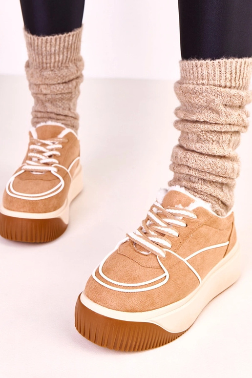 Rudi šilti sportiniai batai ant...