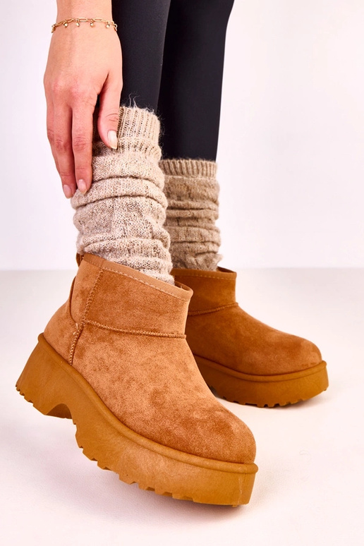 Rudi žemi sniego batai iš dirbtinio...