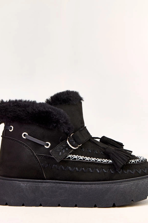 Juodi sniego batai platformoje su...