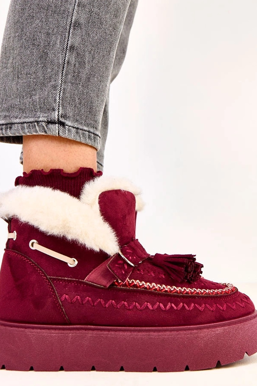 Bordo sniego batai platformoje su...