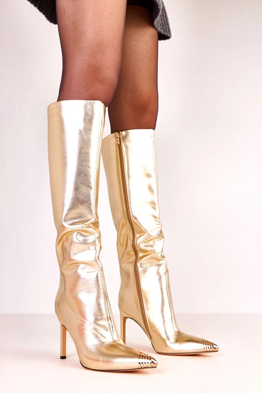 Auksiniai elegantiški ilgaauliai...