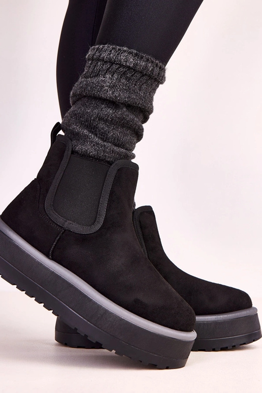 Juodi žemi snieguoti batai su...