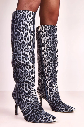 Juodi leopardo rašto...