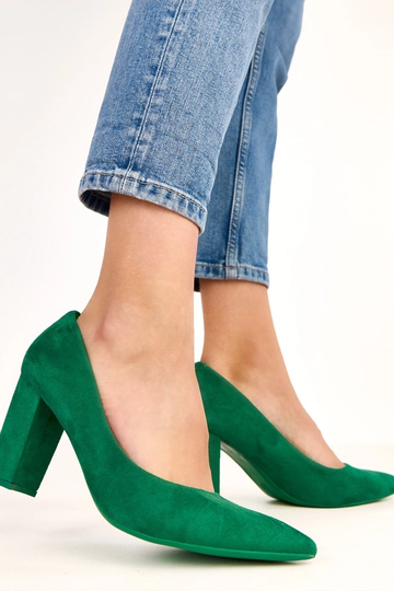 Žalios basutės iš dirbtinio...