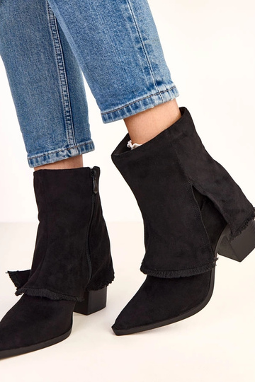 Juodi aulinukai ant kulno... 2