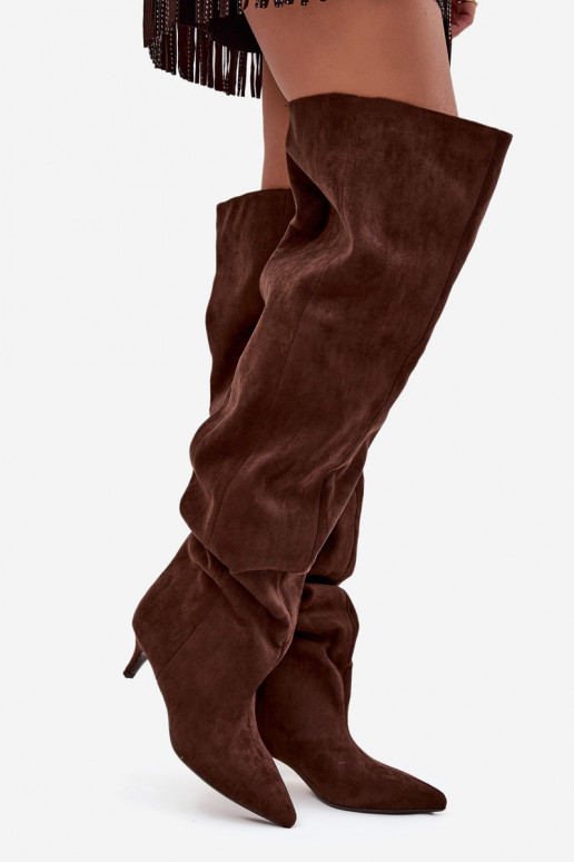 Įsispiriami moteriški ilgaauliai batai su plonais kulniukais šokolado spalvos Ysolienne