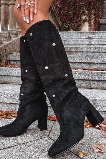 Šilti ilgaauliai batai su kulniukais Su puošniaisi Detalami juodos spalvos Lucinda