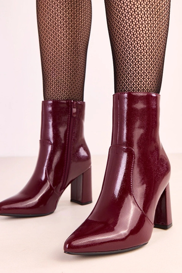 Burgundiškos klasikinės aulinės ant kulno Kassy