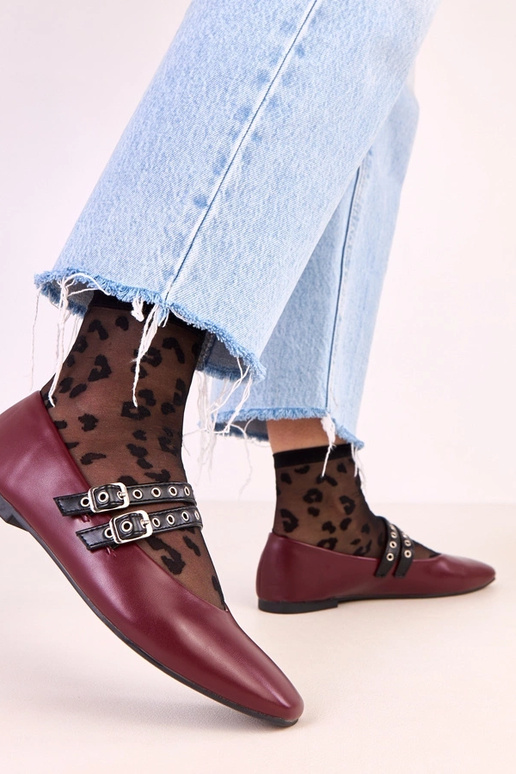 Tamsiai raudonos spalvos Alfira... Tamsiai raudonos spalvos Alfira...