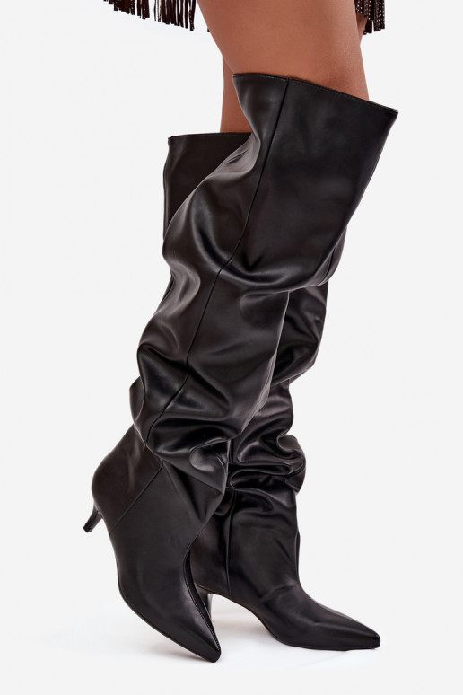 Įsispiriami moteriški ilgaauliai batai su plonais kulniukais juodos spalvos Ysolienne