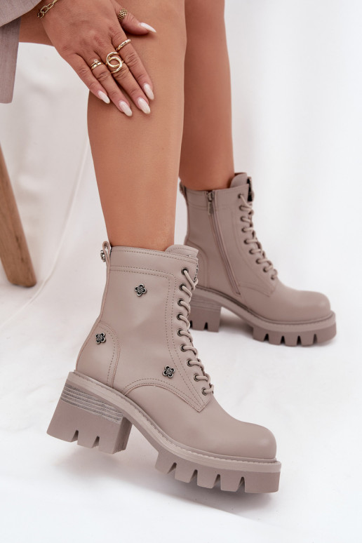 Oda Darbiniai kulkšnies batai Moteriškas KlockesuPrzypinkami Artiker 57C0181 smėlio spalvos