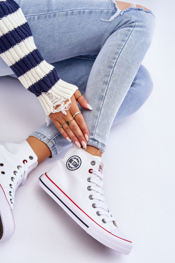 Moteriškas Klasikinio modelio laisvalaikio batai su auliuku Big Star T274026 baltos spalvos