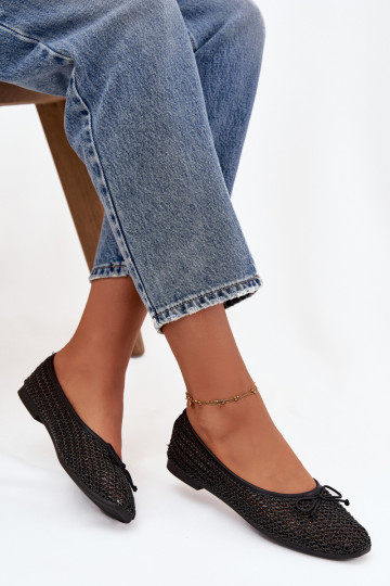 Balerinos Su Braid I Kokardką juodos spalvos Belirra