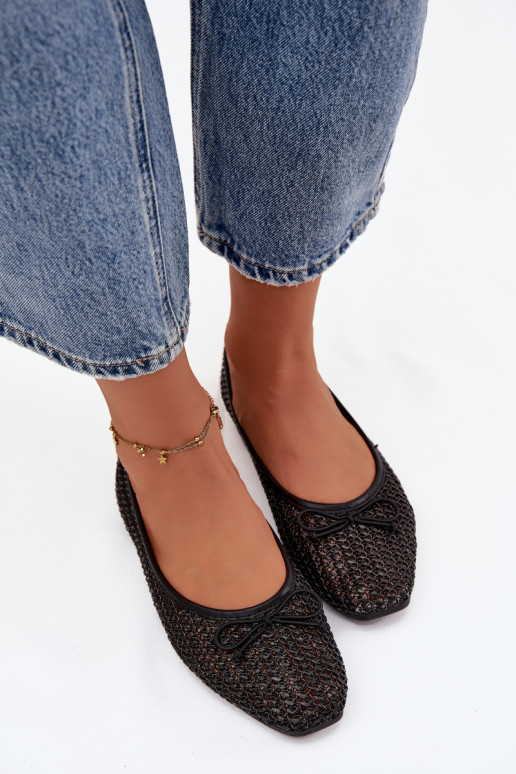 Balerinos Su Braid I Kokardką juodos spalvos Belirra