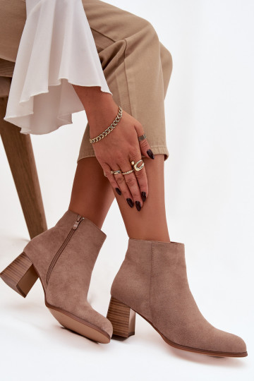 Moteriški aulinukai iš eko zomšosoĮe smėlio spalvos Tai turirilou