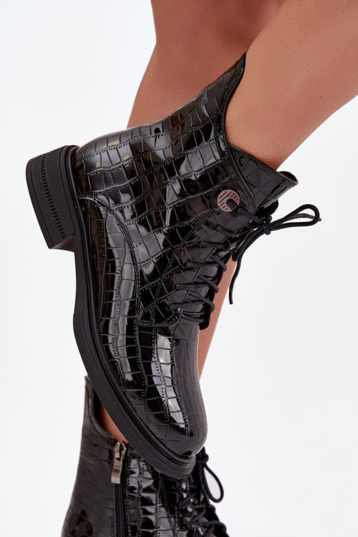 Oda su lako efektu Aulinukai su įspaudu pašiltinti juodos spalvos Juviane