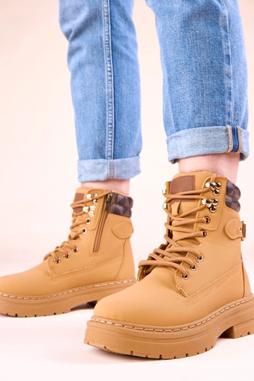 Rudos šiltos traperės iš... 2