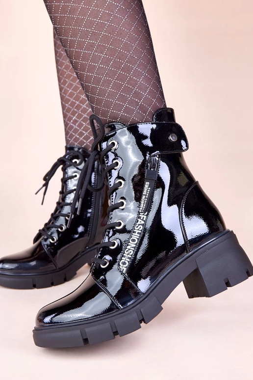 Juodi lakuoti masyvūs aulinukai su...