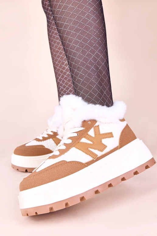 Rudi pamušti kailinukais sportiniai...