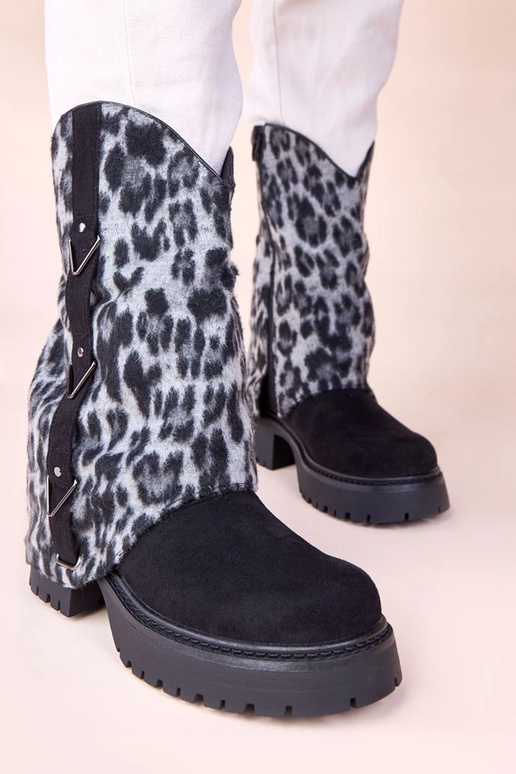 Juodi aulinukai su tigrų rašto...