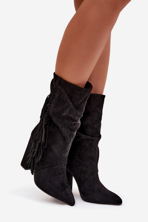 Moteriški aulinukai su kutais I Tai turirszczeniem pašiltinti juodos spalvos Darlina