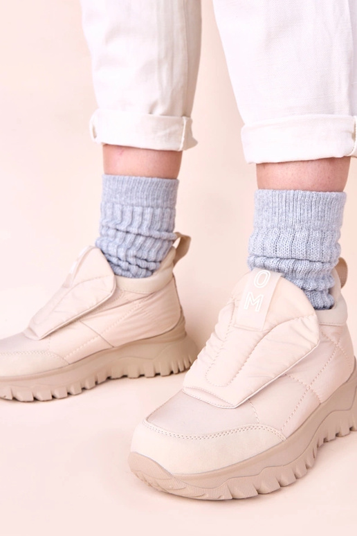 Smėlio spalvos moteriški sniego batai...