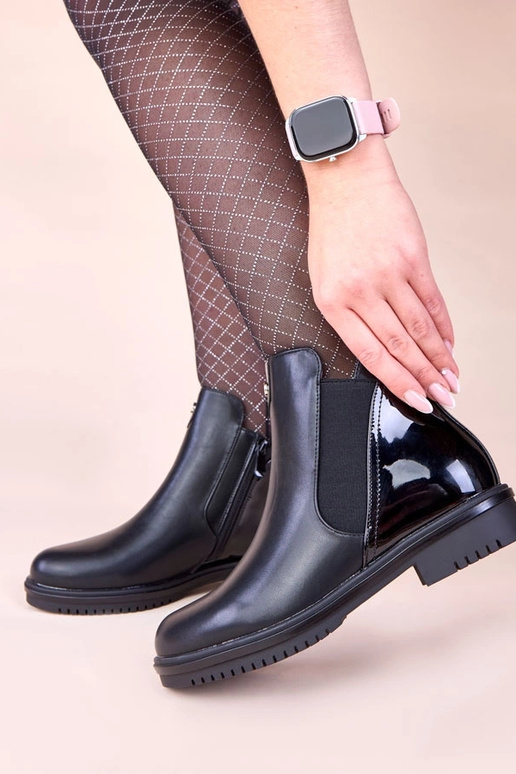 Juodi matiniai klasikiniai aulinukai...