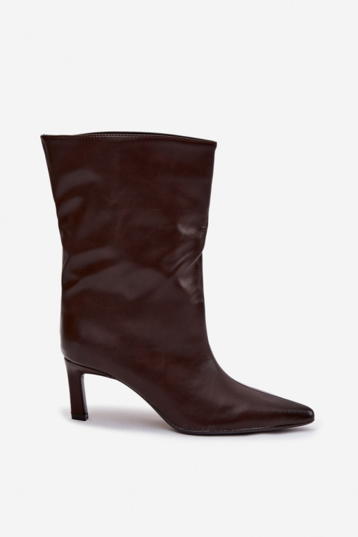 Įsispiriamo modelio Moteriški aulinukai su plonais kulniukais iš eko odos CzekoladoĮe Norell