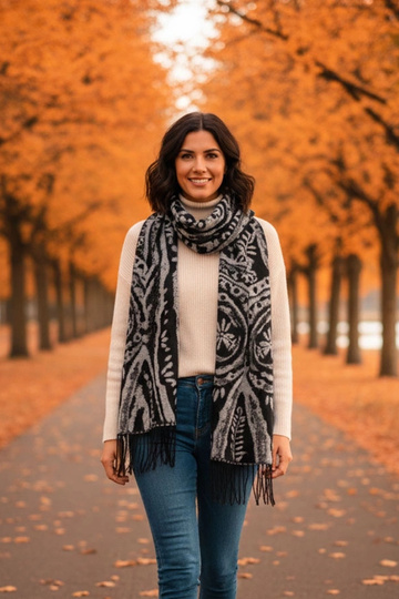 Juodai baltas šalikas su...