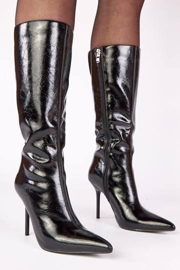 Juodi lakuoti auliniai... 2