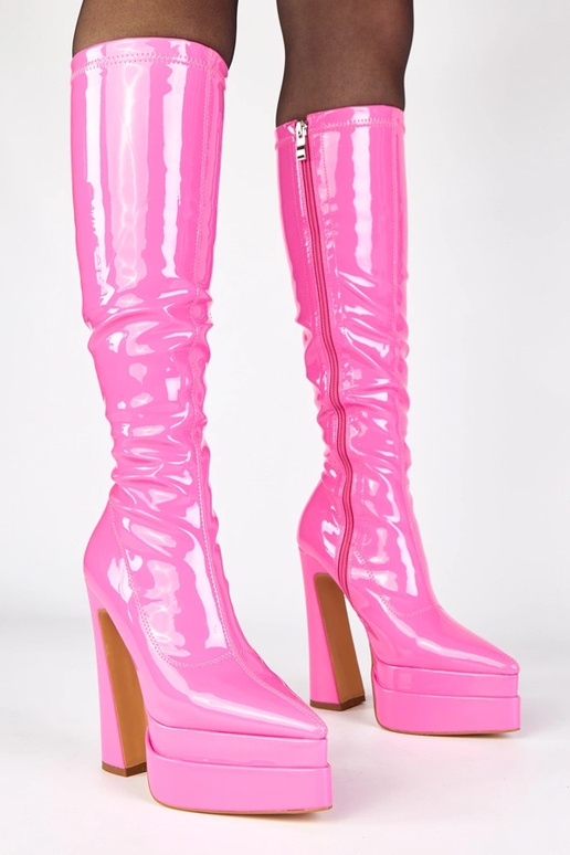 Rožiniai auliniai batai ant kulniuko...