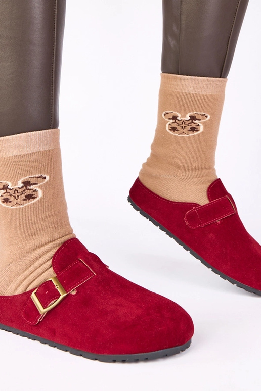 Bordo spalvos mulai su dekoratyvine...